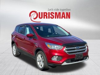 Used 2017 Ford Escape SE image 1