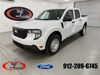 New 2025 Ford Maverick XL image 1