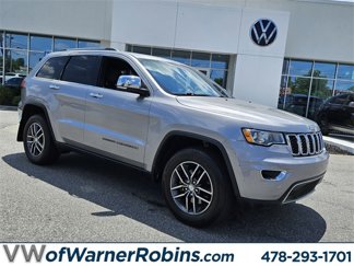 Used 2017 Jeep Grand Cherokee Limited image 1