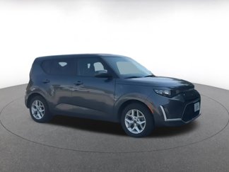 Used 2024 Kia Soul LX w/ Option Group 015 video 2