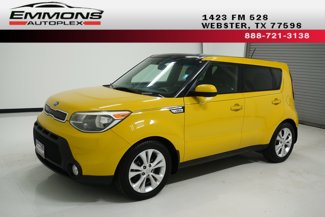 Used 2015 Kia Soul + image 1