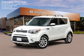 Used 2018 Kia Soul + image 1