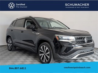 Used 2022 Volkswagen Taos SE w/ Panoramic Sunroof Package image 1