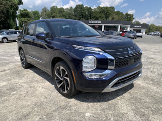 Used 2022 Mitsubishi Outlander SE image 1