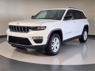 Used 2023 Jeep Grand Cherokee Limited image 1