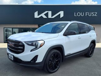 Used 2021 GMC Terrain SLT w/ Elevation Edition image 1