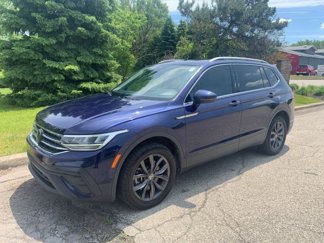 Used 2022 Volkswagen Tiguan SE image 1