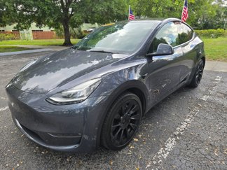 Used 2021 Tesla Model Y Long Range image 1
