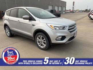 Used 2019 Ford Escape SE image 1