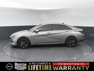 Used 2023 Hyundai Elantra SEL image 1