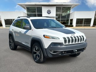 Used 2016 Jeep Cherokee Trailhawk w/ Leather Interior Group image 1