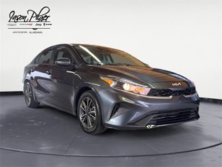 Used 2023 Kia Forte LXS image 1