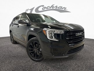 Used 2022 GMC Terrain SLE w/ Driver Convenience Package image 1