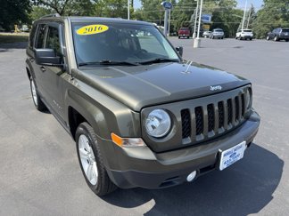 Used 2016 Jeep Patriot Latitude w/ Mopar Trailer Tow Group image 1