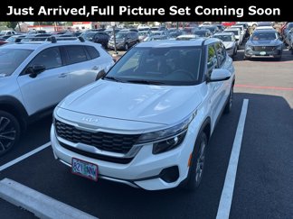 Used 2022 Kia Seltos LX image 1