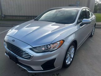 Used 2019 Ford Fusion SE image 1