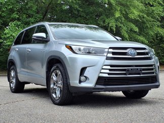 Used 2017 Toyota Highlander Limited Platinum image 1