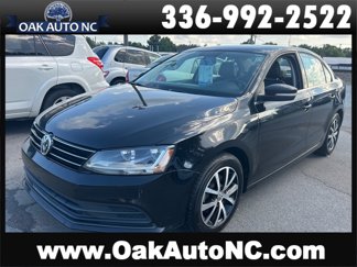 Used 2017 Volkswagen Jetta SE image 1