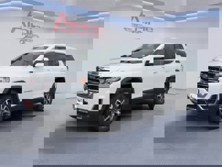Used 2021 GMC Acadia SLE image 1