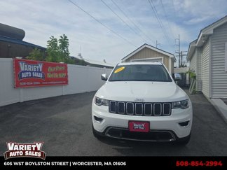 Used 2021 Jeep Grand Cherokee Limited image 1