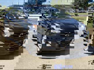 Used 2013 Hyundai Elantra Limited image 1