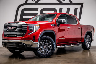 Used 2024 GMC Sierra 1500 SLT image 1