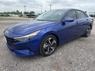Used 2023 Hyundai Elantra SEL w/ Convenience Package image 1