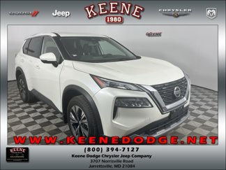 Used 2021 Nissan Rogue SV image 1