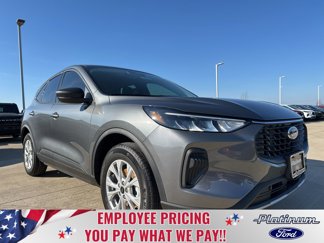 New 2025 Ford Escape Active image 1