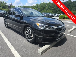 Used 2016 Honda Accord EX image 1