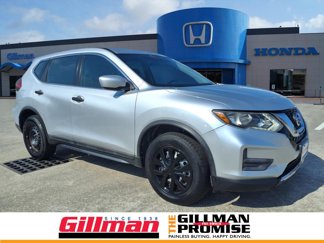 Used 2017 Nissan Rogue S image 1