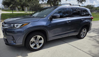 Used 2018 Toyota Highlander Limited image 1