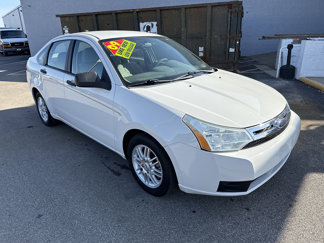 Used 2009 Ford Focus SE image 1