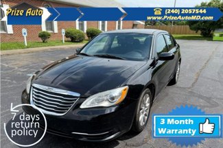 Used 2013 Chrysler 200 LX image 1