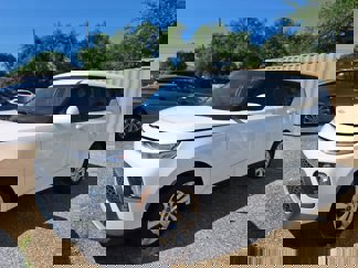 Used 2022 Kia Soul LX image 1