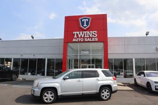 Used 2017 GMC Terrain SLE image 1
