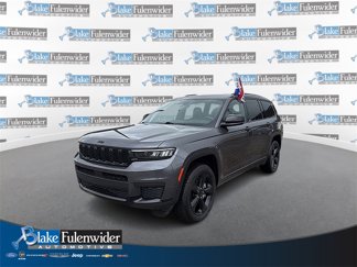 Used 2023 Jeep Grand Cherokee L Laredo image 1