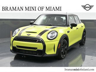 Certified 2023 MINI Cooper S w/ Premium Package image 1