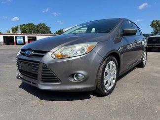 Used 2012 Ford Focus SE image 1