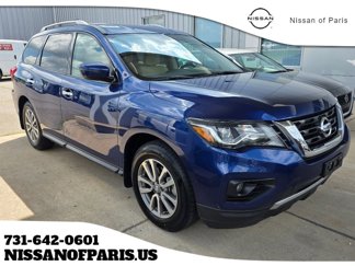 Used 2020 Nissan Pathfinder SV image 1