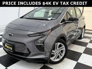 Used 2023 Chevrolet Bolt LT image 1