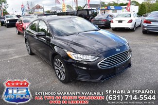 Used 2020 Ford Fusion SE image 1