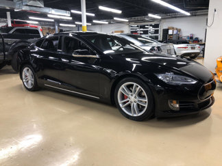 Used 2015 Tesla Model S 70D image 1