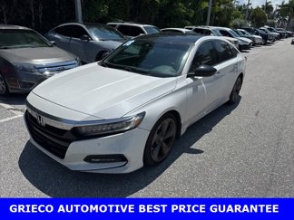 Used 2018 Honda Accord Touring image 1