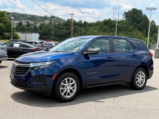Used 2023 Chevrolet Equinox LS image 1