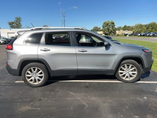Used 2015 Jeep Cherokee Limited image 1