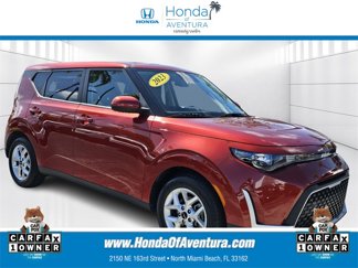 Used 2023 Kia Soul S image 1