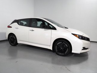 Used 2025 Nissan Leaf SV Plus image 1