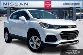 Used 2020 Chevrolet Trax LT image 1