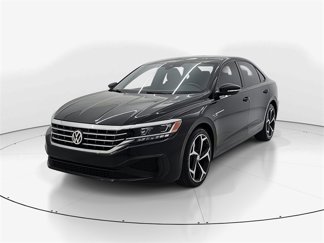 Used 2021 Volkswagen Passat 2.0T R-Line image 1